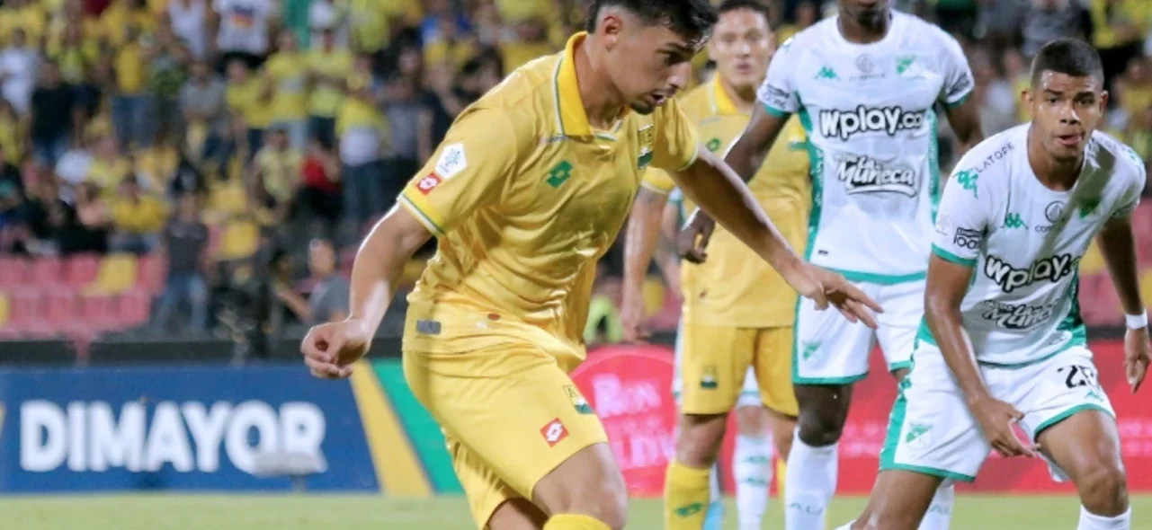 Bucaramanga no ganaba desde hace 5 fechas - VizzorImage / Jaime Moreno