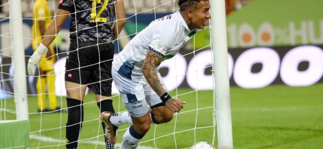 Dayro Moreno salió sobre el 92’ y fue ovacionado por la hinchada - VizzorImage / John Jairo Bonilla