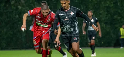 Cúcuta rescató un punto en su visita - VizzorImage / Leonardo Castañeda