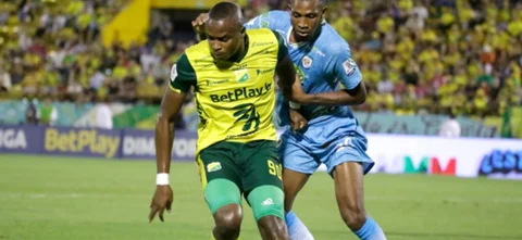 Huila tendrá que ganar 3 partidos consecutivos para salir de la zona roja del descenso - VizzorImage / Sergio Reyes