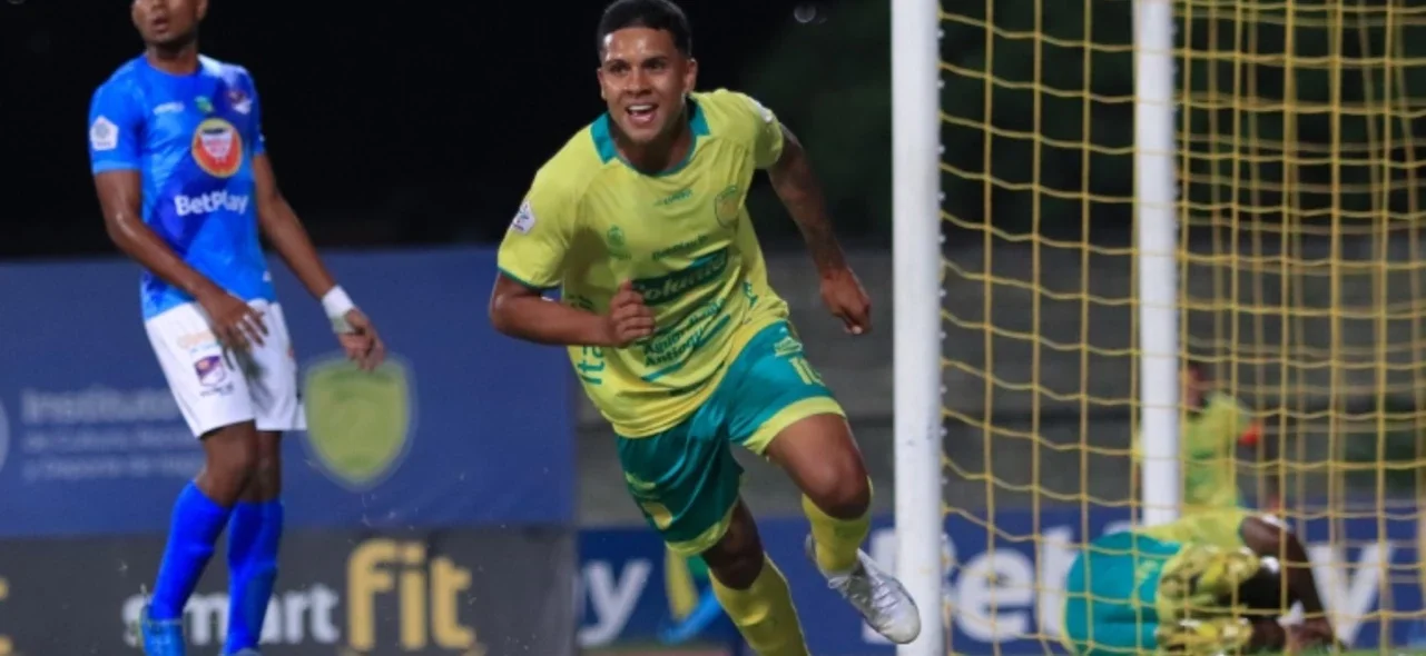 Triunfo de Leones 4-0 sobre Orsomarso - VizzorImage / Daniel Gallo