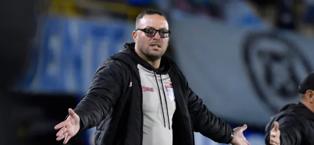 Mario García ya no es DT de Chicó. Foto: VizzorImage/ Gabriel Aponte