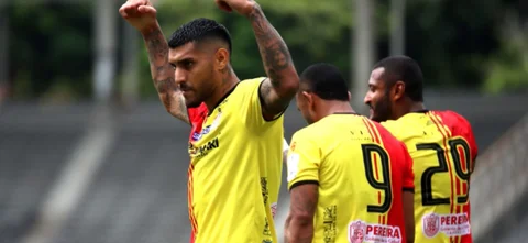 Pereira vs. Jaguares - Foto: VizzorImage/ Pablo Bohórquez