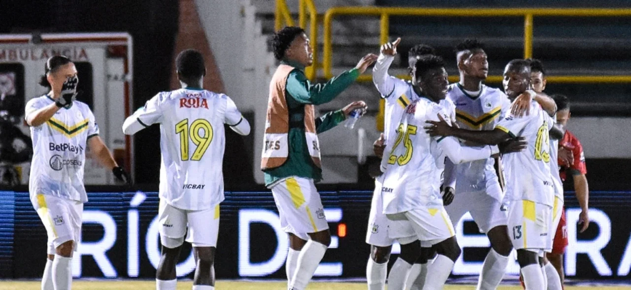 Quindío le ganó en Tunja a Patriotas. Foto: VizzorImage / Edward Leguizamon