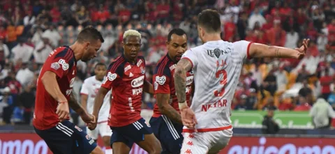 Santa Fe recibe a Medellín en El Campín. Foto: VizzorImage / Luis Benavides