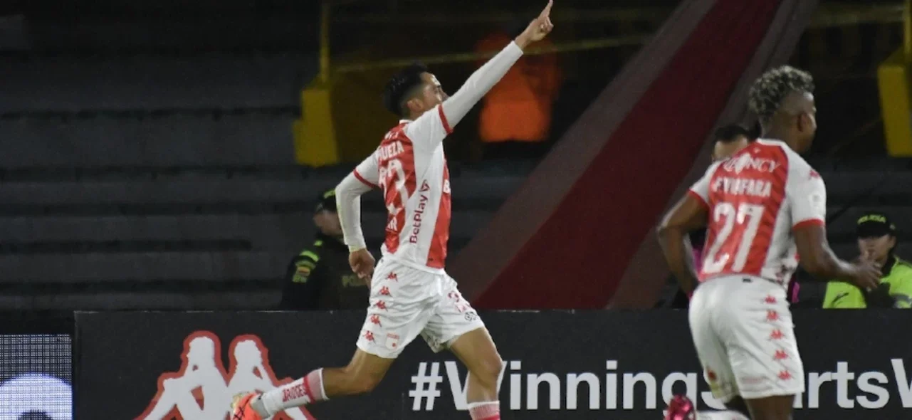 Sambueza fue el autor del único gol de la noche en El Campín. / Foto: Vizzorimage.