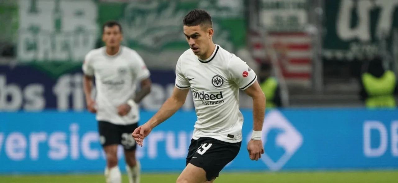 Rafael Santos Borré tendría un nuevo equipo. / Foto: Twitter RafaelBorre_.