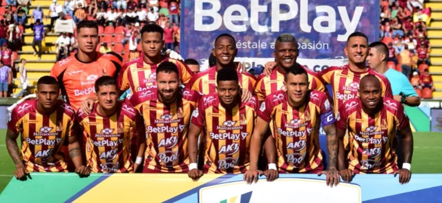 Tolima tendría a un goleador internacional en sus filas. / Foto: Vizzorimage.