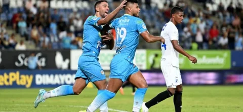 Daniel Padilla, jugador ‘felino’, fue expulsado al minuto 75’ - VizzorImage / Andres Lopez