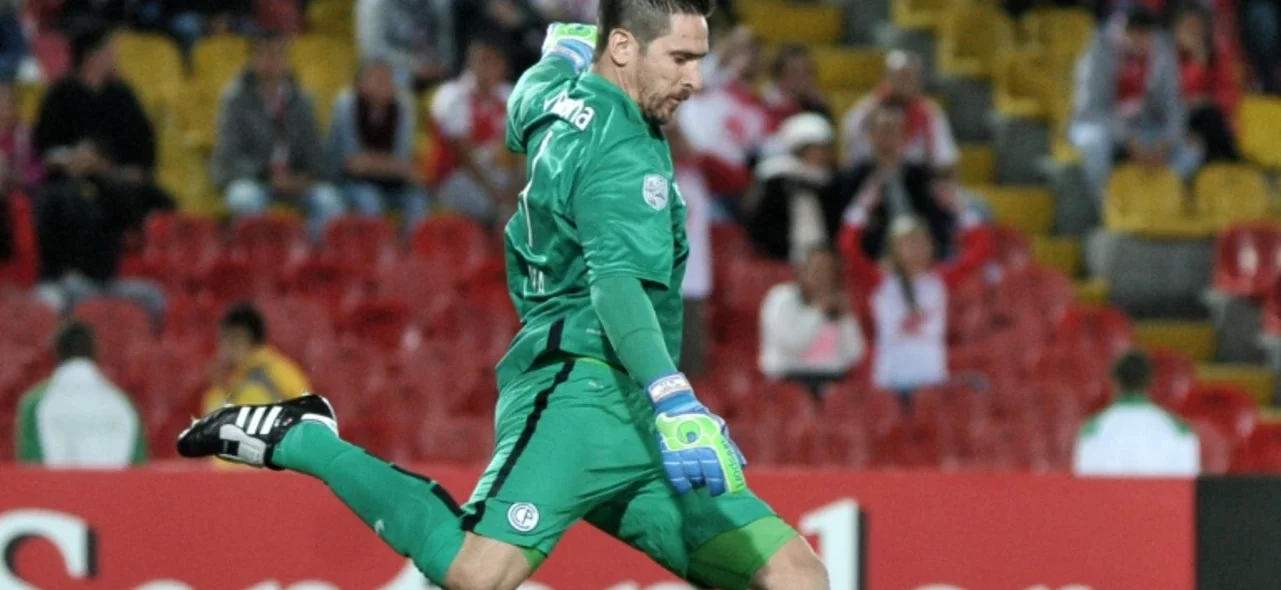 Anthony Silva - Guardameta de Santa Fe - VizzorImage / Luis Ramirez