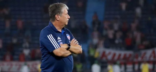 ‘Bolillo’ Gómez fue amenazado | Foto: VizzorImage / Jairo Cassiani