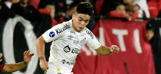 Daniel Ruiz - Volante de Santos de Brasil - AFP