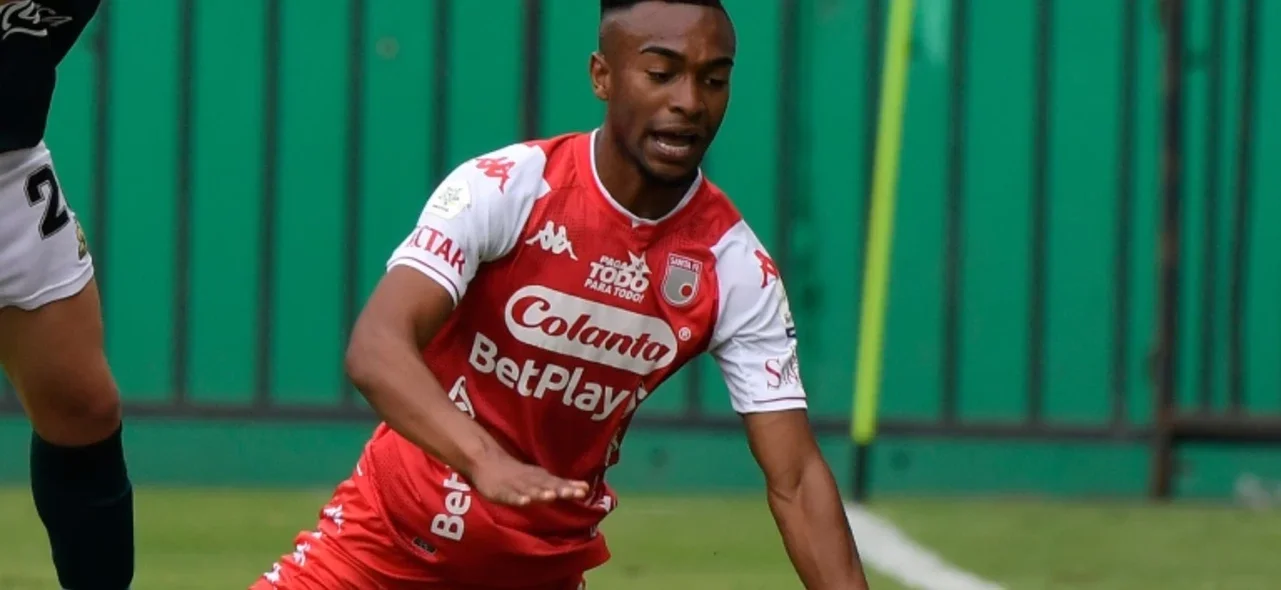 Jersson González - Delantero de Independiente Santa Fe - VizzorImage / Gabriel Aponte