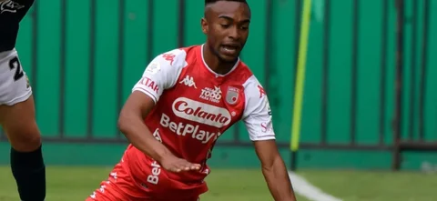 Jersson González - Delantero de Independiente Santa Fe - VizzorImage / Gabriel Aponte