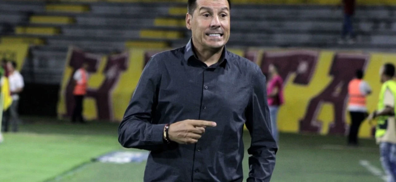 Juan Cruz Real - Técnico de Deportes Tolima - VizzorImage / Juan Torres