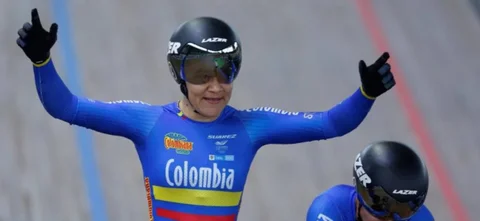 Martha Bayona se colgó la plata en keirin / Foto Fedeciclismo