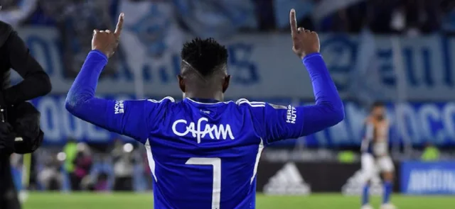 Yuber Quiñones es centro de críticas | Foto: VizzorImage / Gabriel Aponte