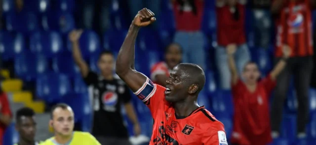 Adrián Ramos. Foto: VizzorImage / Oswaldo Paez