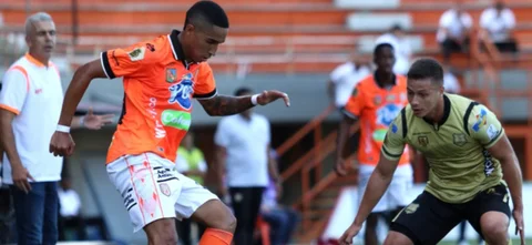 Envigado vs. Águilas Doradas - Foto: VizzorImage/ Paulina Betancur