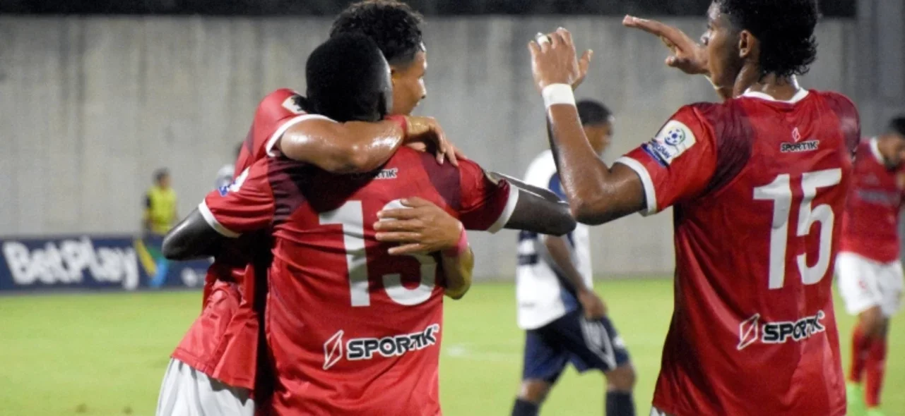 Triunfo de Barranquilla 3-1 sobre Atlético - VizzorImage / Jairo Cassiani