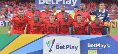 Jaguares no da lugar a ningún remate de América. / Foto: Vizzorimage.