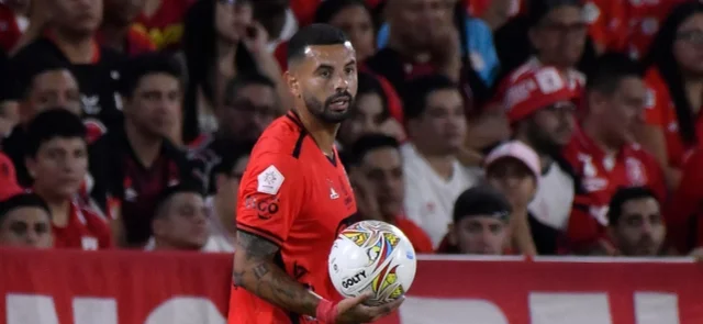 Edwin Cardona. Foto: VizzorImage / Gabriel Aponte
