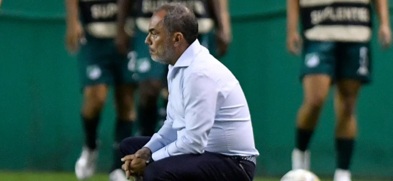Jaime de La Pava, técnico de Deportivo Cali - VizzorImage / Gabriel Aponte