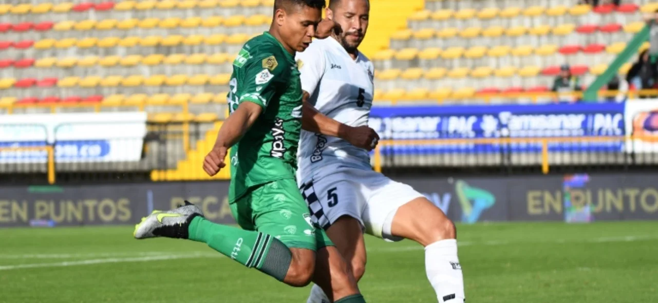 Galileo del Castillo fue expulsado al 58' - VizzorImage / Felipe Caicedo