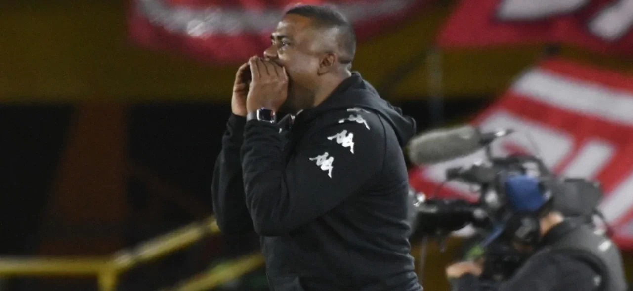 Hubert Bodhert, técnico de Independiente Santa Fe - VizzorImage / Luis Ramirez