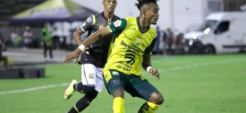 Atlético Huila le jugó mano a mano a el 'equipo dorado' - izzorImage / Sergio Reyes
