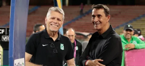 Paulo Autuori y Alexandre Guimarães - Foto: VizzorImage/ Donaldo Zuluaga