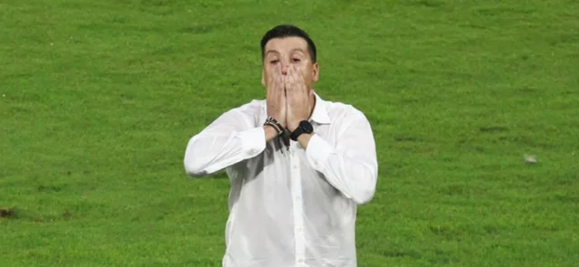 Juan Cruz Real fue el último DT de Tolima. Foto: VizzorImage / Jesus Rico