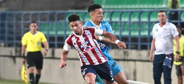 Jaguares vs. Junior - Foto: VizzorImage/ Andrés Felipe López