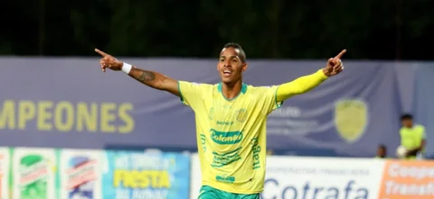 Leones ganó. Foto: VizzorImage / Daniel Gallo