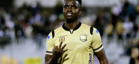 Marco Pérez anotó su octavo gol de la temporada - VizzorImage / Andres Alvarez