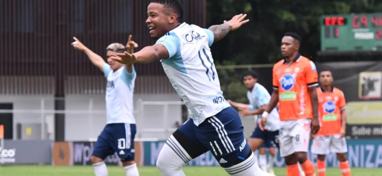 Triunfo de Millonarios 1-2 sobre Envigado -VizzorImage / Luis Benavides