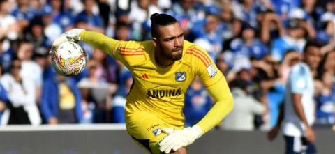 Medellín y Millonarios empatan sin goles.