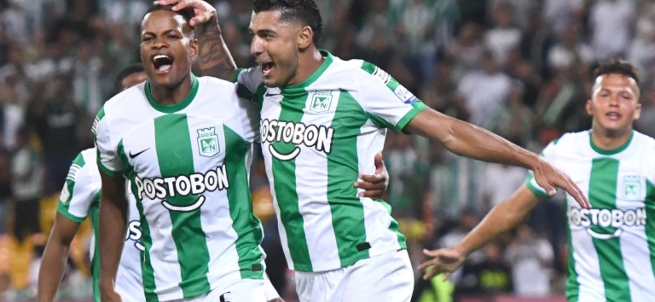 Atlético Nacional le ganó a Santa Fe. Foto: VizzorImage / Luis Benavides