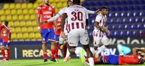 Pasto y Tolima no se guardaron nada en los minutos finales - Twitter @CDTolima