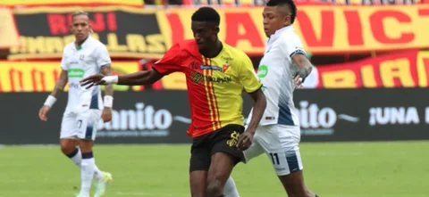 Once Caldas gana 2-1.