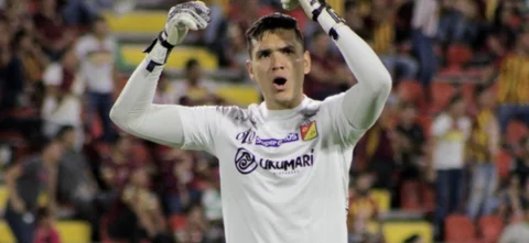 Pereira se llevó una importante victoria de visitante - VizzorImage / Juan Torres