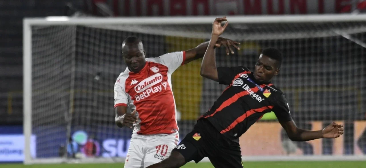 Santa Fe y Pereira empataron sin goles. Foto: VizzorImage / Luis Ramirez