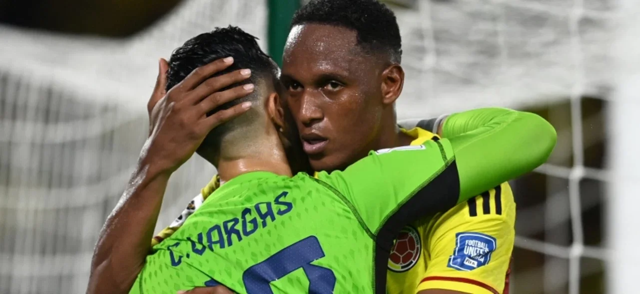 Camilo Vargas y Yerry Mina - Foto: AFP