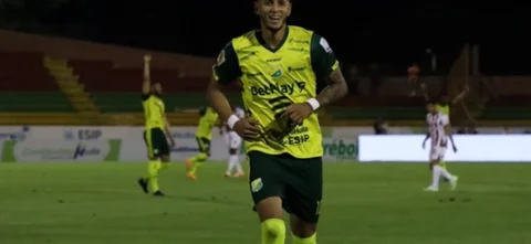 El brasileño Marcus Vinicius volvió al gol - Twitter: @AtleticoHuilaof