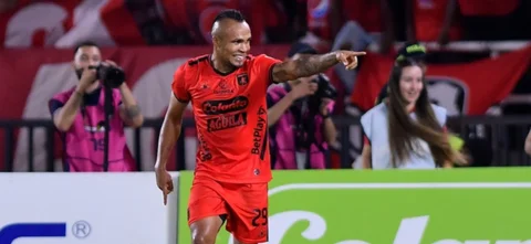 América, por un nuevo triunfo | Foto: VizzorImage / Gabriel Aponte