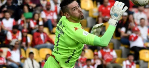 Antony Silva - Arquero paraguayo de Independiente Santa Fe - VizzorImage - Luis Ramírez