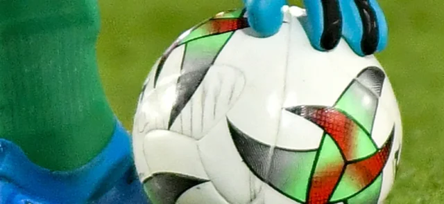 Balón en el fútbol colombiano - VizzorImage / Luis Ramirez