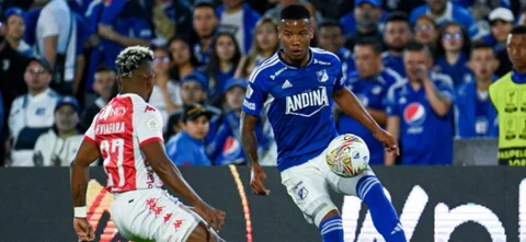 Beckham David busca superar a Fabián Viáfara - VizzorImage / Samuel Norato