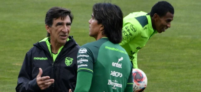 Gustavo Costas y Marcelo Moreno Martins - Selección de Bolivia - AFP