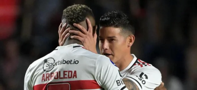 El lujito de James que le da la vuelta al mundo / AFP